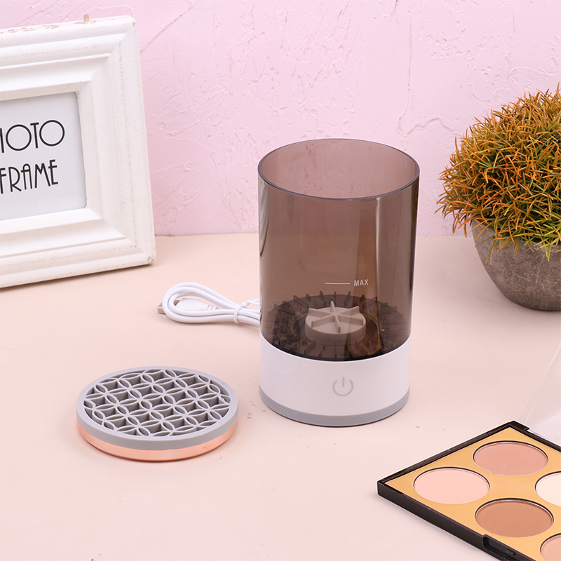 AuroraBeauty™ Electric Makeup Brush Cleaner